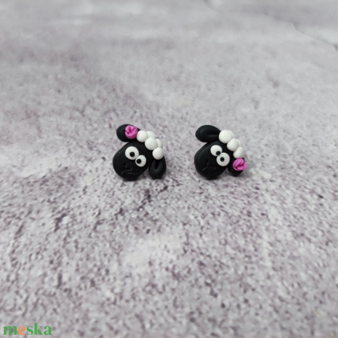 Bárány bedugós polymer clay fülbevaló/ bari süthető gyurma füli - ékszer - fülbevaló - pötty fülbevaló - Meska.hu Bárány bedugós polymer clay fülbevaló/ bari süthető gyurma füli - ékszer - fülbevaló - pötty fülbevaló - Meska.hu