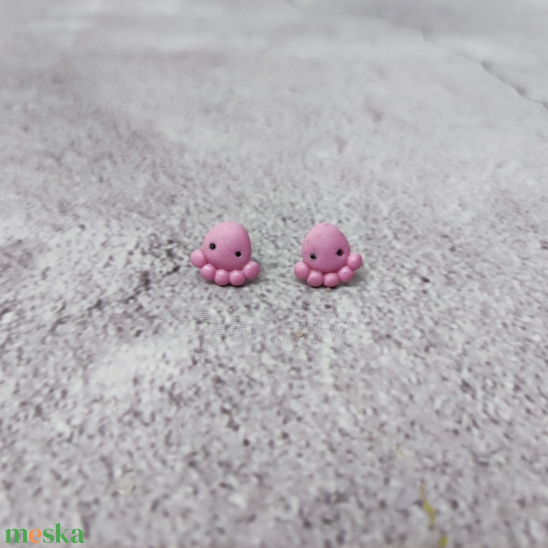 Polip bedugós polymer clay fülbevaló/ polip süthető gyurma füli - ékszer - fülbevaló - pötty fülbevaló - Meska.hu