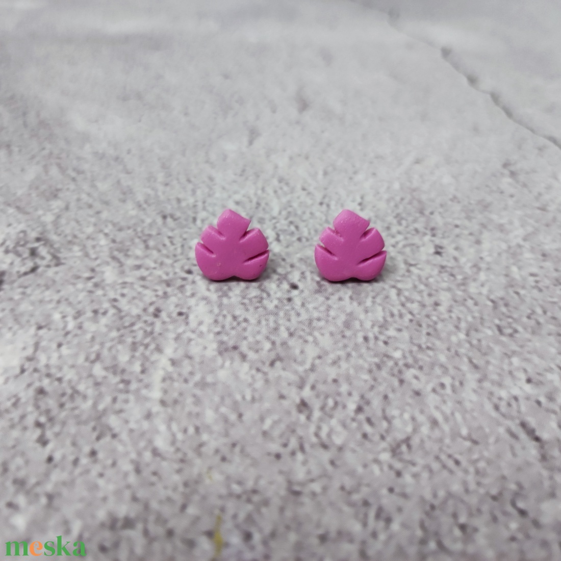 Cukorka színü trópusi levél bedugós polymer clay fülbevaló/ pasztell színű monster leaf süthető gyurma füli - ékszer - fülbevaló - pötty fülbevaló - Meska.hu Cukorka színü trópusi levél bedugós polymer clay fülbevaló/ pasztell színű monster leaf süthető gyurma füli - ékszer - fülbevaló - pötty fülbevaló - Meska.hu