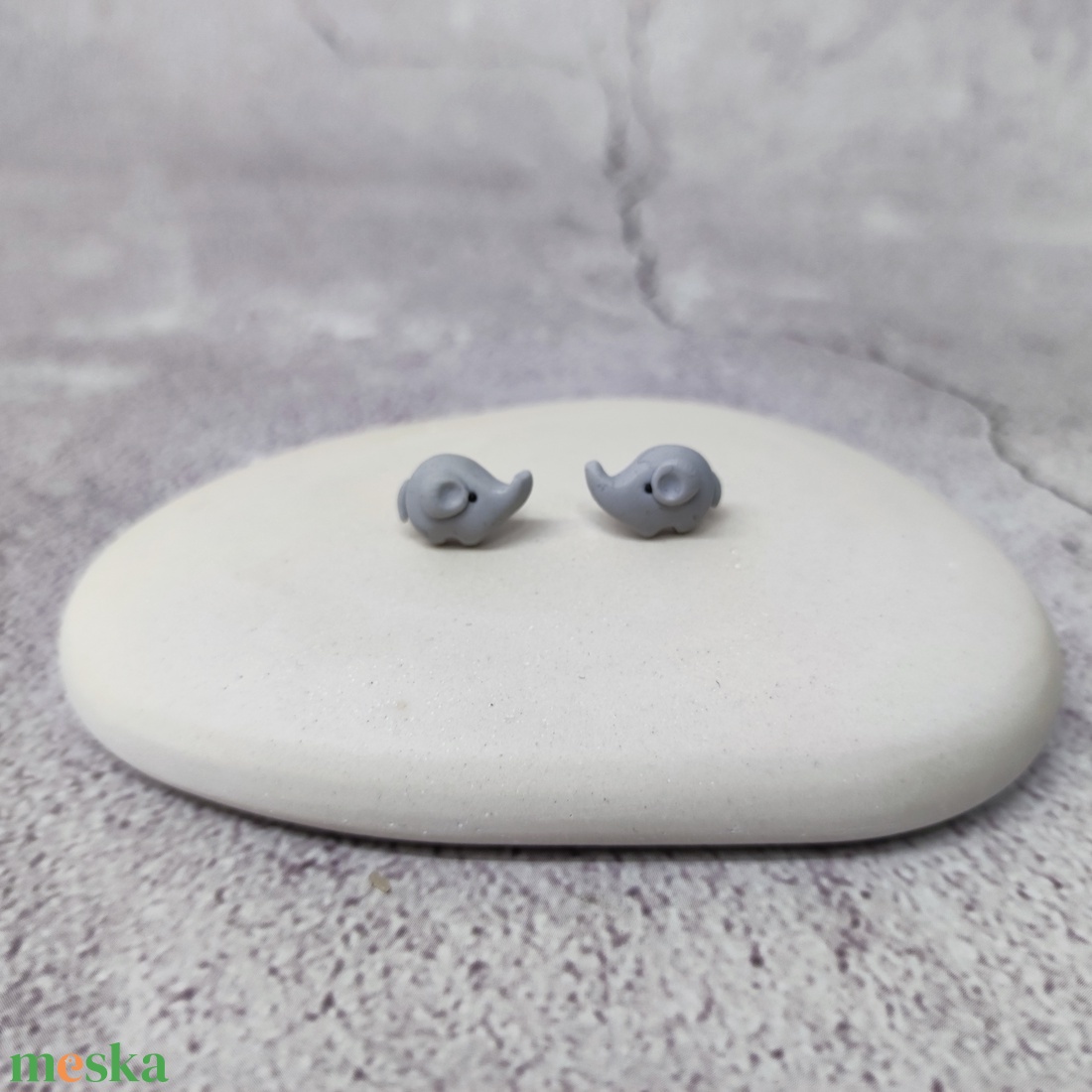 Elefánt bedugós polymer clay fülbevaló/ kiselefánt süthető gyurma füli - ékszer - fülbevaló - pötty fülbevaló - Meska.hu Elefánt bedugós polymer clay fülbevaló/ kiselefánt süthető gyurma füli - ékszer - fülbevaló - pötty fülbevaló - Meska.hu