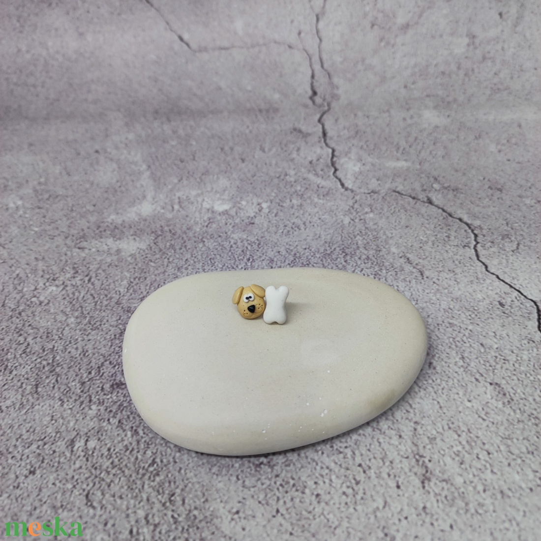 Kutya és csont polymer clay fülbevaló/Kutyus és kutyaház süthető gyurma füli/Kutyatappancs füli - ékszer - fülbevaló - pötty fülbevaló - Meska.hu Kutya és csont polymer clay fülbevaló/Kutyus és kutyaház süthető gyurma füli/Kutyatappancs füli - ékszer - fülbevaló - pötty fülbevaló - Meska.hu