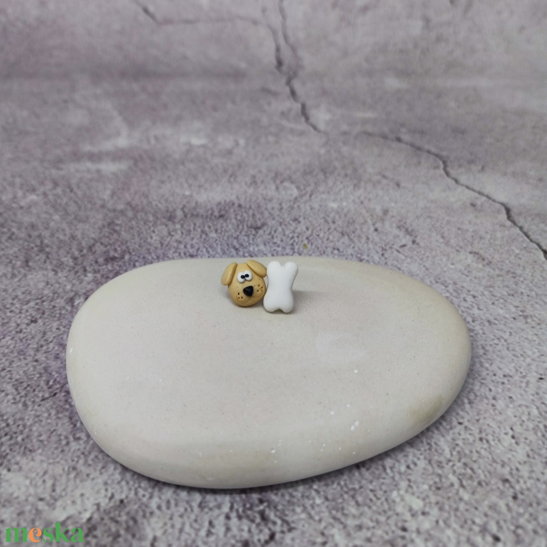 Kutya és csont polymer clay fülbevaló/Kutyus és kutyaház süthető gyurma füli/Kutyatappancs füli - ékszer - fülbevaló - pötty fülbevaló - Meska.hu Kutya és csont polymer clay fülbevaló/Kutyus és kutyaház süthető gyurma füli/Kutyatappancs füli - ékszer - fülbevaló - pötty fülbevaló - Meska.hu