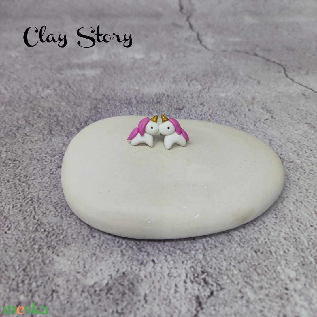 Unikornis polymer clay fülbevaló/Egyszarvú süthető gyurma füli - ékszer - fülbevaló - pötty fülbevaló - Meska.hu