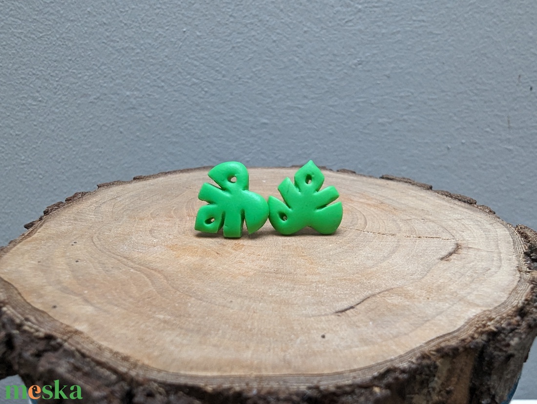 Cukorka színü trópusi levél bedugós polymer clay fülbevaló/ pasztell színű monster leaf süthető gyurma füli - ékszer - fülbevaló - pötty fülbevaló - Meska.hu Cukorka színü trópusi levél bedugós polymer clay fülbevaló/ pasztell színű monster leaf süthető gyurma füli - ékszer - fülbevaló - pötty fülbevaló - Meska.hu