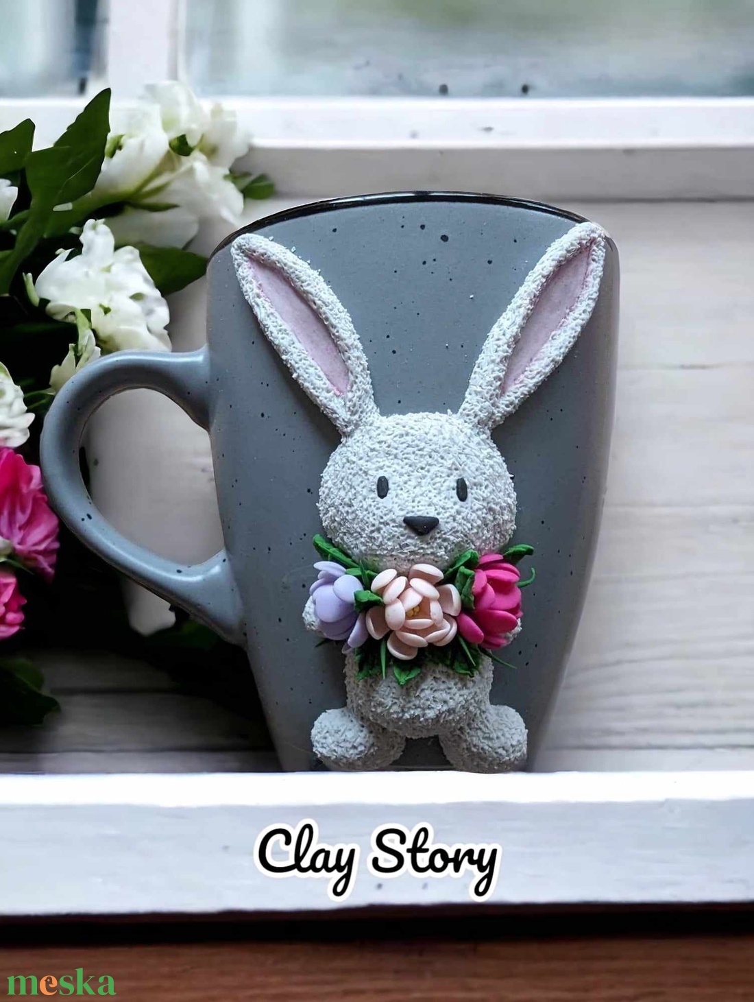 Nyuszi virággal süthető gyurmából - otthon & életmód - konyhafelszerelés, tálalás - tálalás - bögre & csésze - Meska.hu