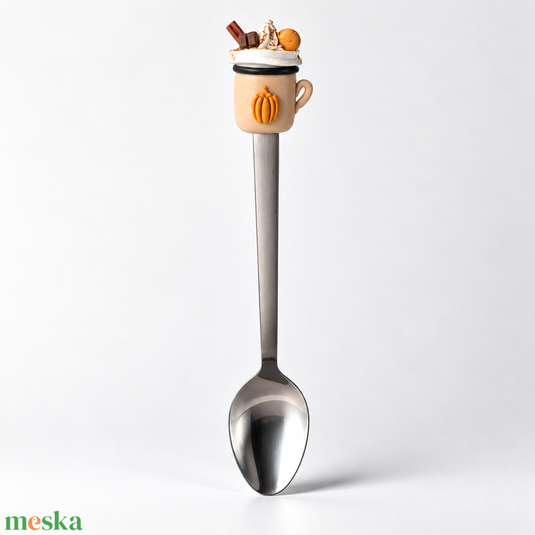 Pumpkin Spice kiskanál � őszi bögrés, süthető gyurmával díszítve - otthon & életmód - konyhafelszerelés, tálalás - tálalás - kanál & villa - Meska.hu