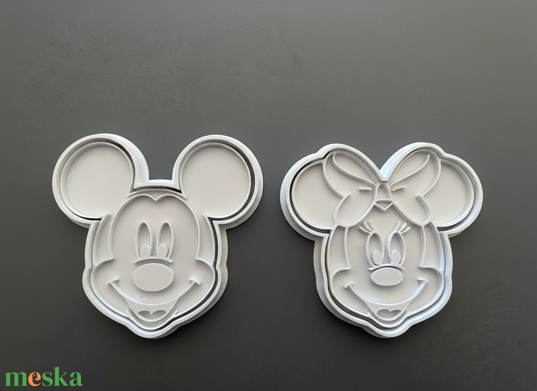 Mickey és Minnie Süteményformák - otthon & életmód - konyhafelszerelés, tálalás - sütés, főzés - sütikiszúró - Meska.hu