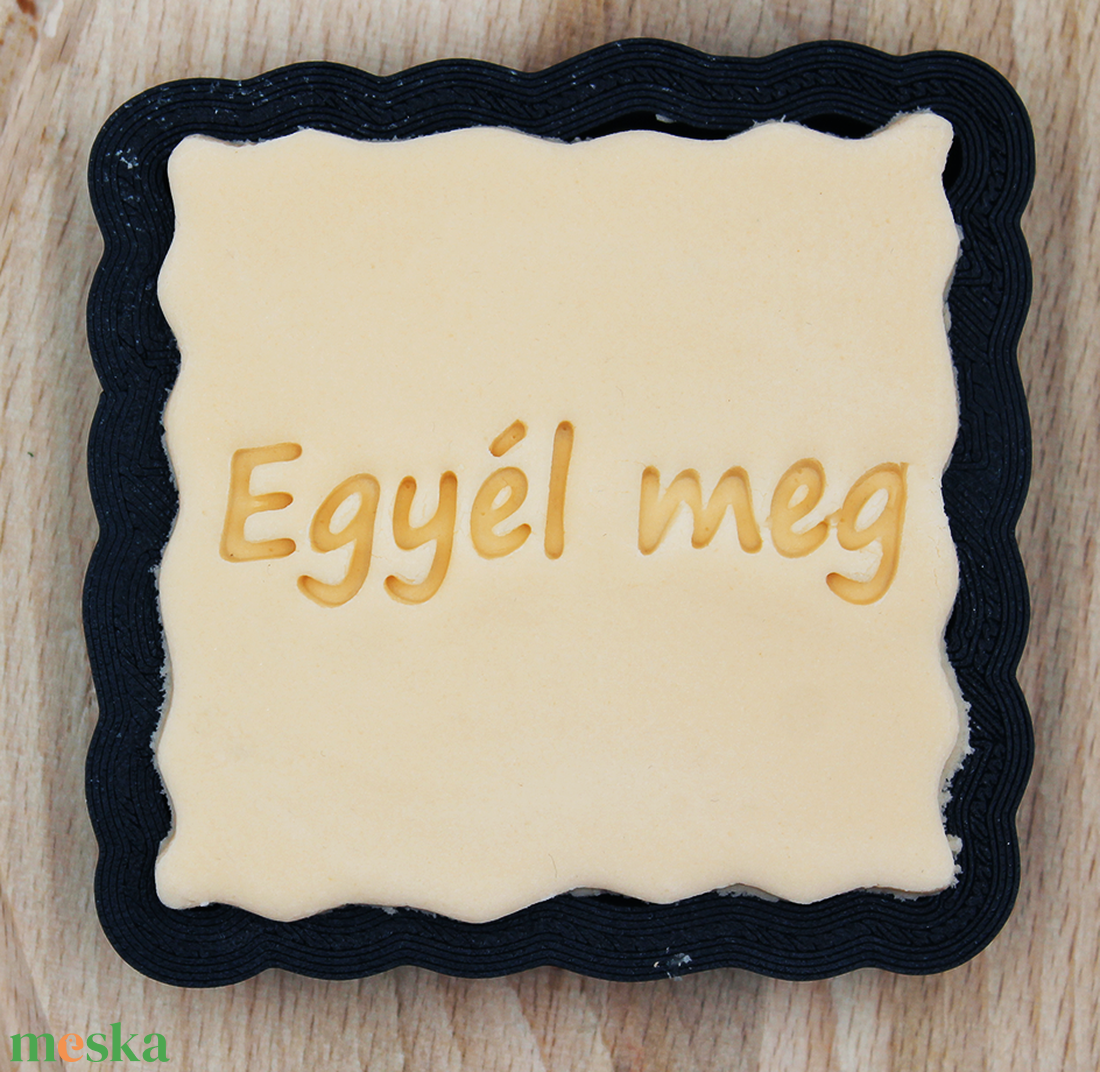 EGYÉL MEG vicces Sütikiszúró Fondanthoz Keszkhez Gyurmához - otthon & életmód - konyhafelszerelés, tálalás - sütés, főzés - sütikiszúró - Meska.hu EGYÉL MEG vicces Sütikiszúró Fondanthoz Keszkhez Gyurmához - otthon & életmód - konyhafelszerelés, tálalás - sütés, főzés - sütikiszúró - Meska.hu