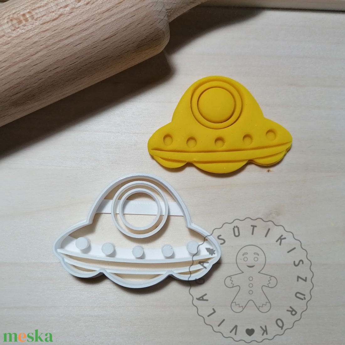 UFO - repülő csészealj - süteménykiszúró forma, sütipecsét. Linzer, mézeskalács, keksz kiszúró - otthon & életmód - konyhafelszerelés, tálalás - sütés, főzés - sütikiszúró - Meska.hu UFO - repülő csészealj - süteménykiszúró forma, sütipecsét. Linzer, mézeskalács, keksz kiszúró - otthon & életmód - konyhafelszerelés, tálalás - sütés, főzés - sütikiszúró - Meska.hu