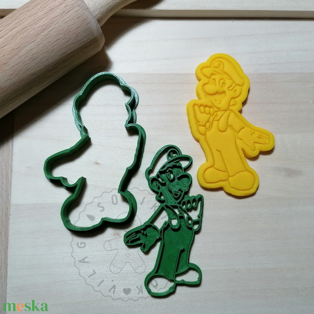 Luigi - Super Mario - süteménykiszúró forma, sütipecsét. Linzer, mézeskalács, keksz kiszúró - otthon & életmód - konyhafelszerelés, tálalás - sütés, főzés - sütikiszúró - Meska.hu Luigi - Super Mario - süteménykiszúró forma, sütipecsét. Linzer, mézeskalács, keksz kiszúró - otthon & életmód - konyhafelszerelés, tálalás - sütés, főzés - sütikiszúró - Meska.hu
