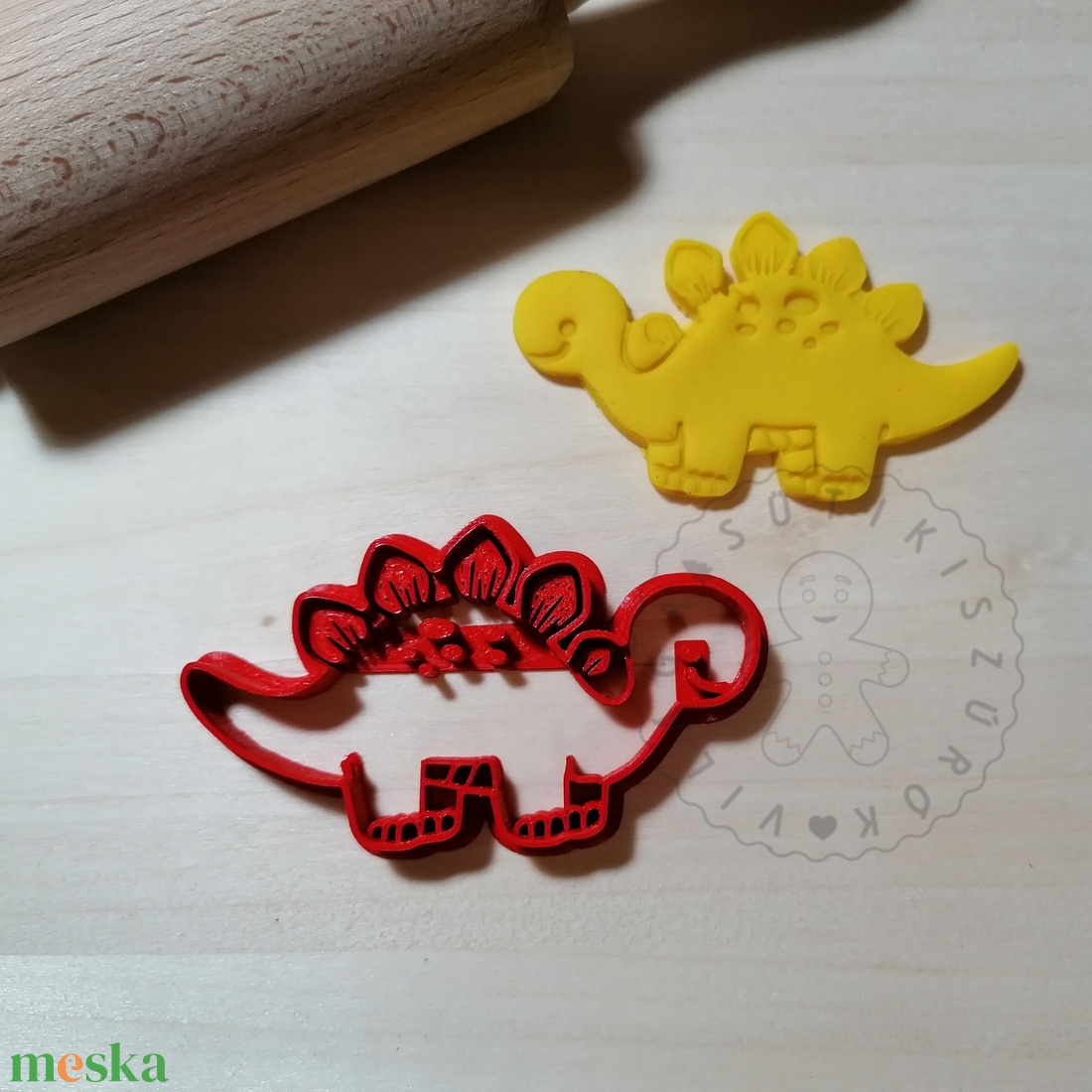 Cuki Stegosaurus - süteménykiszúró forma, sütipecsét. Linzer, mézeskalács, keksz kiszúró - otthon & életmód - konyhafelszerelés, tálalás - sütés, főzés - sütikiszúró - Meska.hu Cuki Stegosaurus - süteménykiszúró forma, sütipecsét. Linzer, mézeskalács, keksz kiszúró - otthon & életmód - konyhafelszerelés, tálalás - sütés, főzés - sütikiszúró - Meska.hu