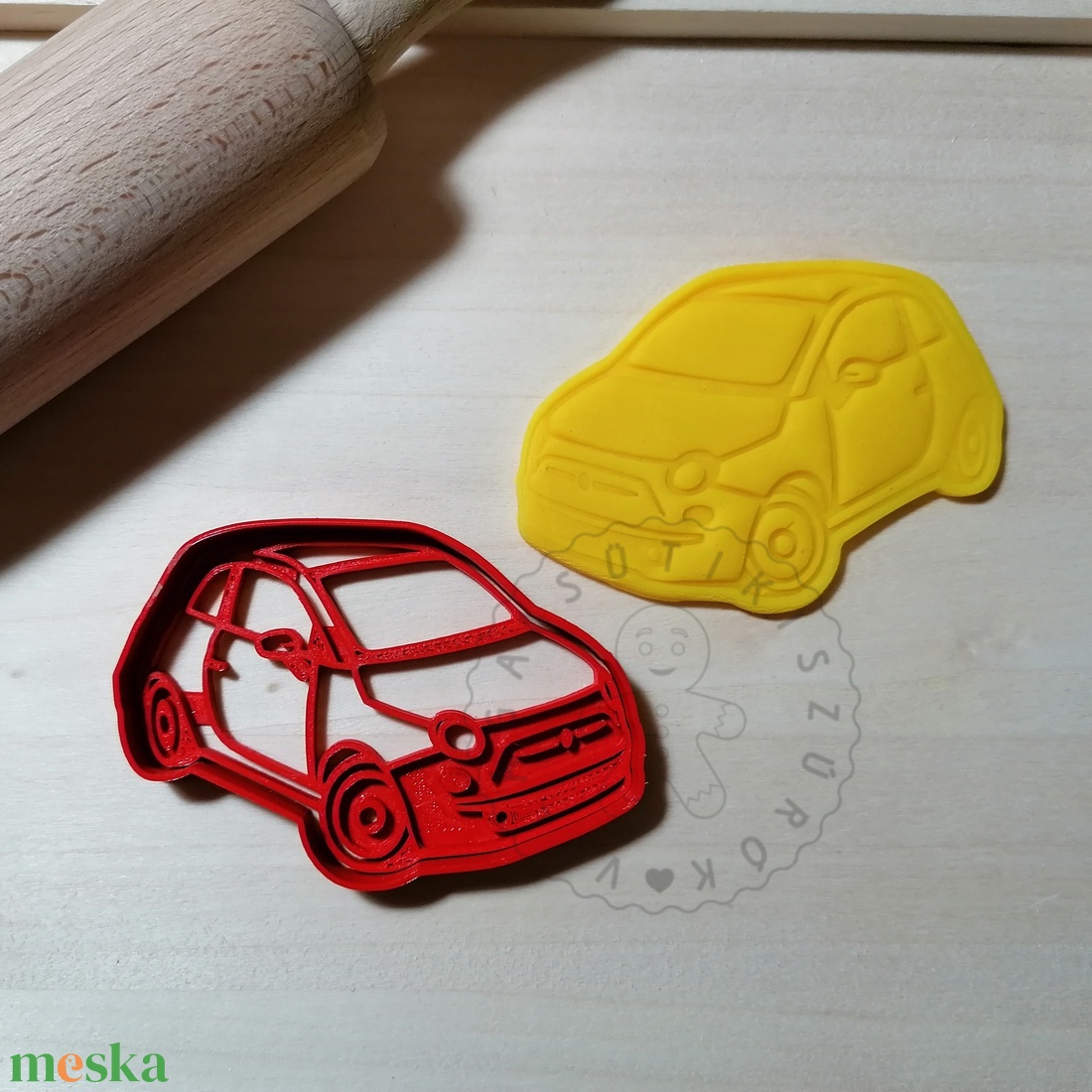 Fiat 500 új - süteménykiszúró forma, sütipecsét. Linzer, mézeskalács, keksz kiszúró - otthon & életmód - konyhafelszerelés, tálalás - sütés, főzés - sütikiszúró - Meska.hu
