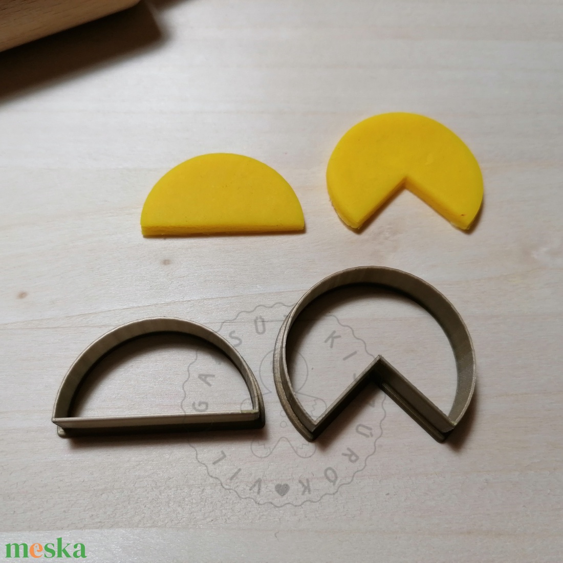 Félkör és hiányos kör süthető gyurma kiszúrók - polymerclay, kiszúró, kellék - otthon & életmód - konyhafelszerelés, tálalás - sütés, főzés - sütikiszúró - Meska.hu Félkör és hiányos kör süthető gyurma kiszúrók - polymerclay, kiszúró, kellék - otthon & életmód - konyhafelszerelés, tálalás - sütés, főzés - sütikiszúró - Meska.hu