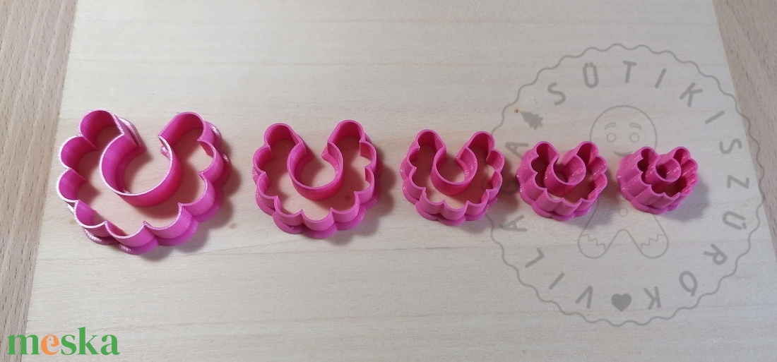 Virág szelet süthető gyurma kiszúrók (5db) - polymerclay, kiszúró, kellék - otthon & életmód - konyhafelszerelés, tálalás - sütés, főzés - sütikiszúró - Meska.hu Virág szelet süthető gyurma kiszúrók (5db) - polymerclay, kiszúró, kellék - otthon & életmód - konyhafelszerelés, tálalás - sütés, főzés - sütikiszúró - Meska.hu