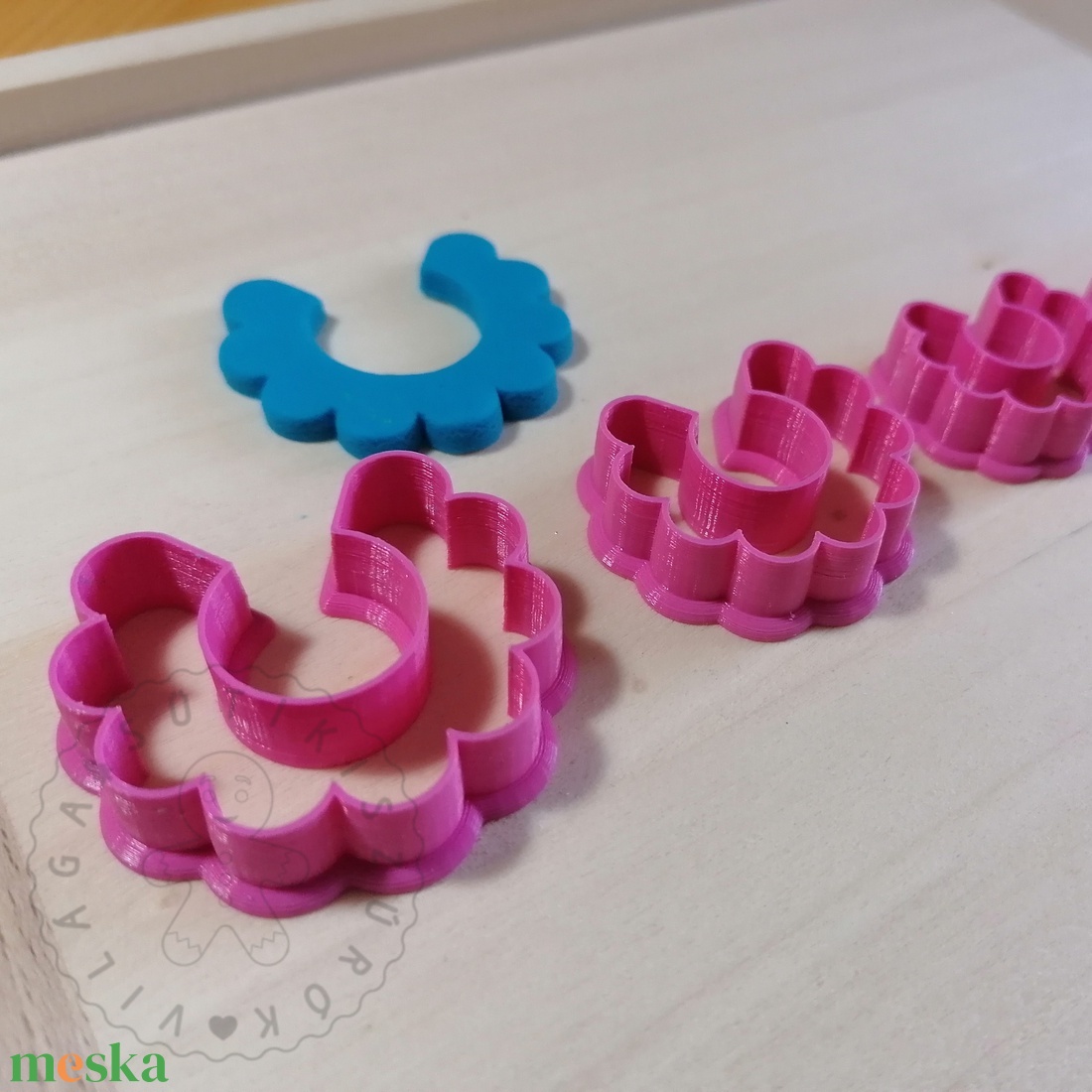 Virág szelet süthető gyurma kiszúrók (5db) - polymerclay, kiszúró, kellék - otthon & életmód - konyhafelszerelés, tálalás - sütés, főzés - sütikiszúró - Meska.hu Virág szelet süthető gyurma kiszúrók (5db) - polymerclay, kiszúró, kellék - otthon & életmód - konyhafelszerelés, tálalás - sütés, főzés - sütikiszúró - Meska.hu