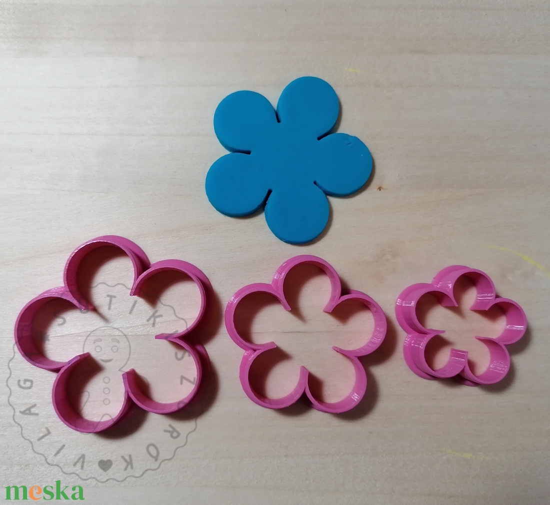 Margaréta - 5 szirmú virág süthető gyurma kiszúrók (3 db) - polymerclay, kiszúró, kellék - otthon & életmód - konyhafelszerelés, tálalás - sütés, főzés - sütikiszúró - Meska.hu