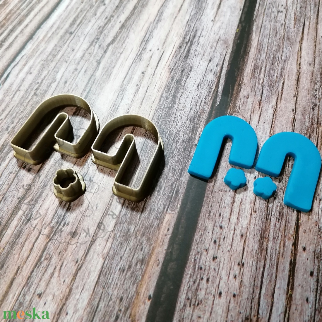 U alak nem egyenlő szárral, virággal (3 részes) süthető gyurma kiszúrók - polymerclay, kiszúró, kellék - otthon & életmód - konyhafelszerelés, tálalás - sütés, főzés - sütikiszúró - Meska.hu