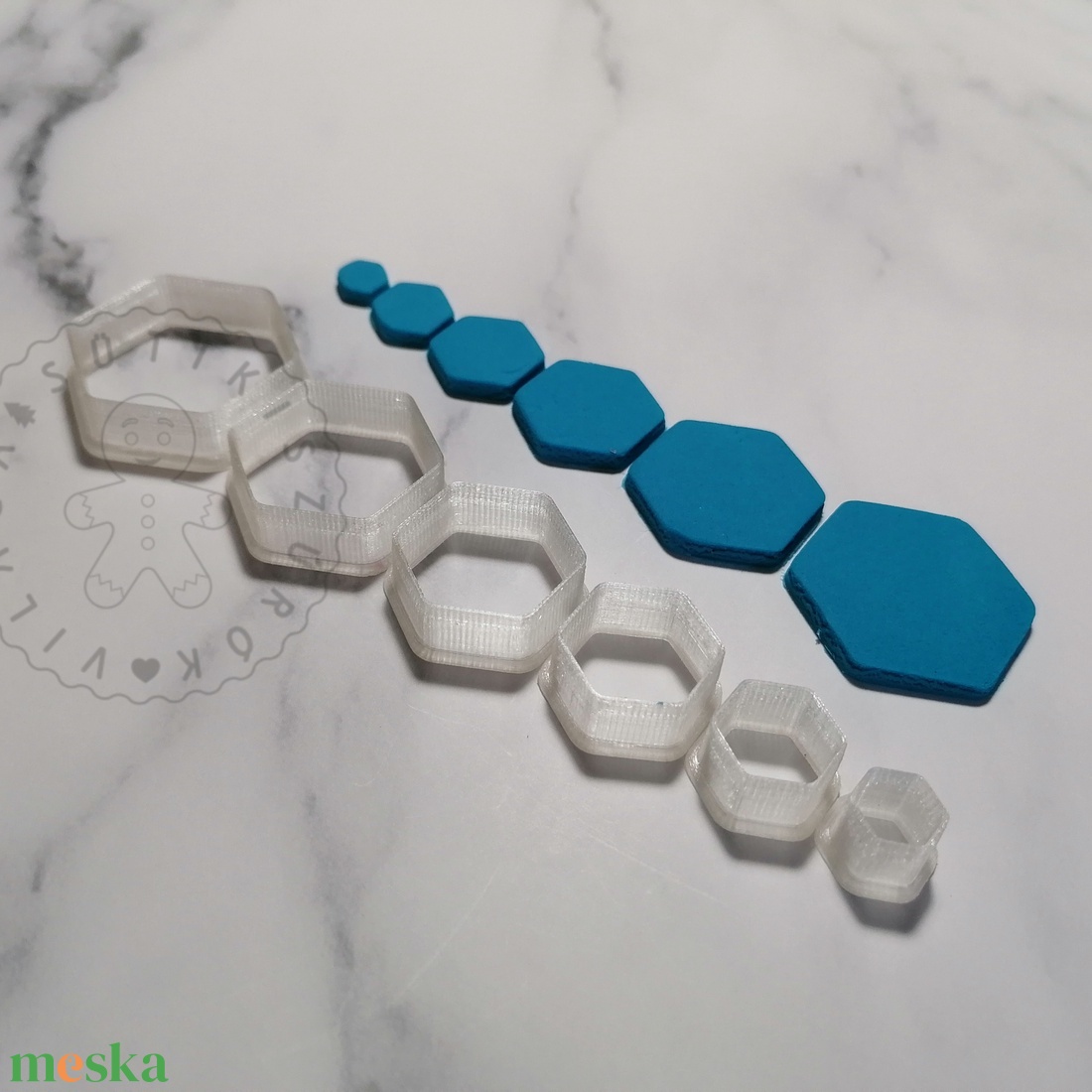 Lekerekített Hexagon alakú süthető gyurma kiszúrók - polymerclay, kiszúró, kellék - otthon & életmód - konyhafelszerelés, tálalás - sütés, főzés - sütikiszúró - Meska.hu Lekerekített Hexagon alakú süthető gyurma kiszúrók - polymerclay, kiszúró, kellék - otthon & életmód - konyhafelszerelés, tálalás - sütés, főzés - sütikiszúró - Meska.hu
