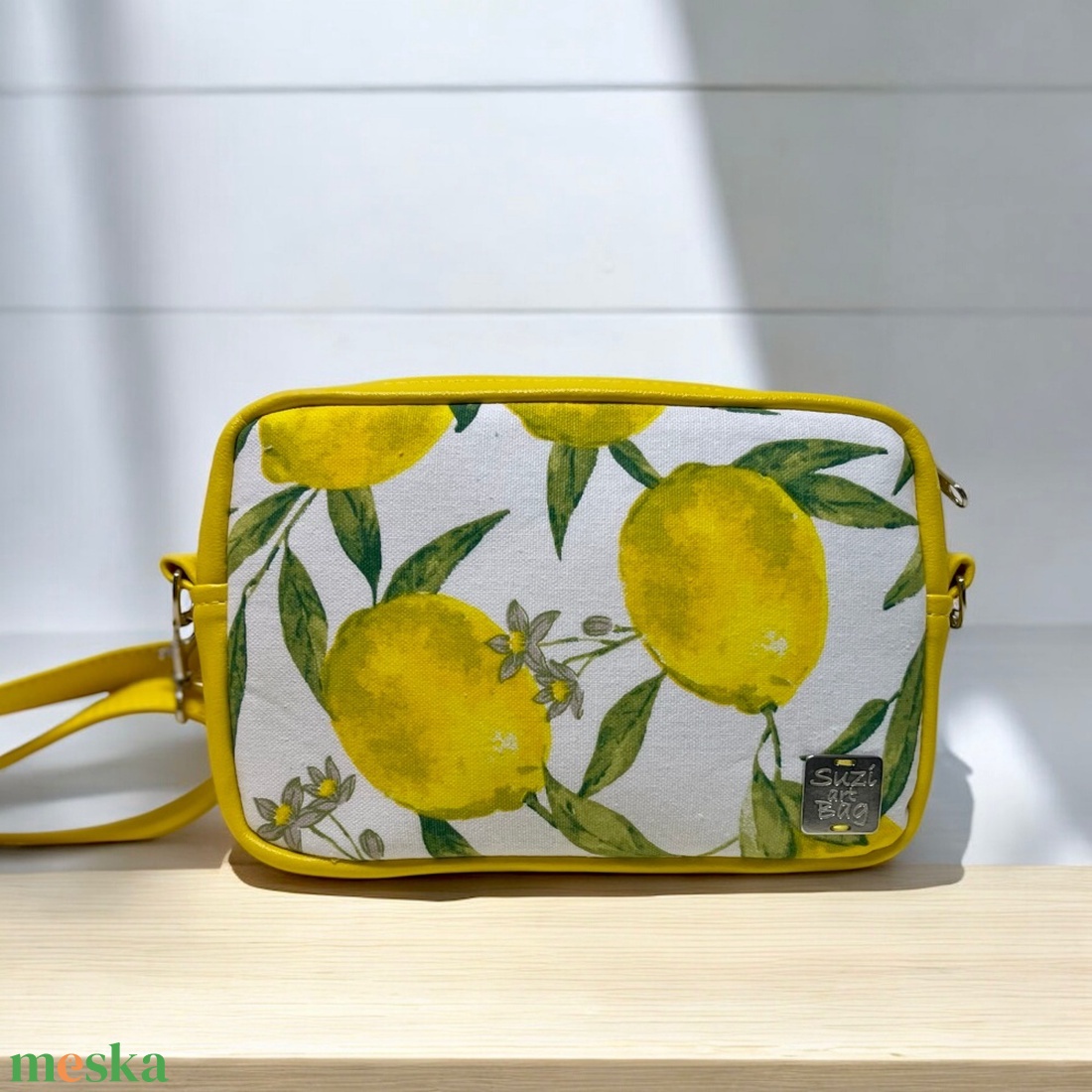 Fekete masnis crossbody táska - táska & tok - kézitáska & válltáska - vállon átvethető táska - Meska.hu Fekete masnis crossbody táska - táska & tok - kézitáska & válltáska - vállon átvethető táska - Meska.hu