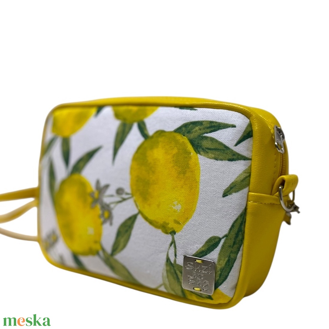 Fekete masnis crossbody táska - táska & tok - kézitáska & válltáska - vállon átvethető táska - Meska.hu Fekete masnis crossbody táska - táska & tok - kézitáska & válltáska - vállon átvethető táska - Meska.hu