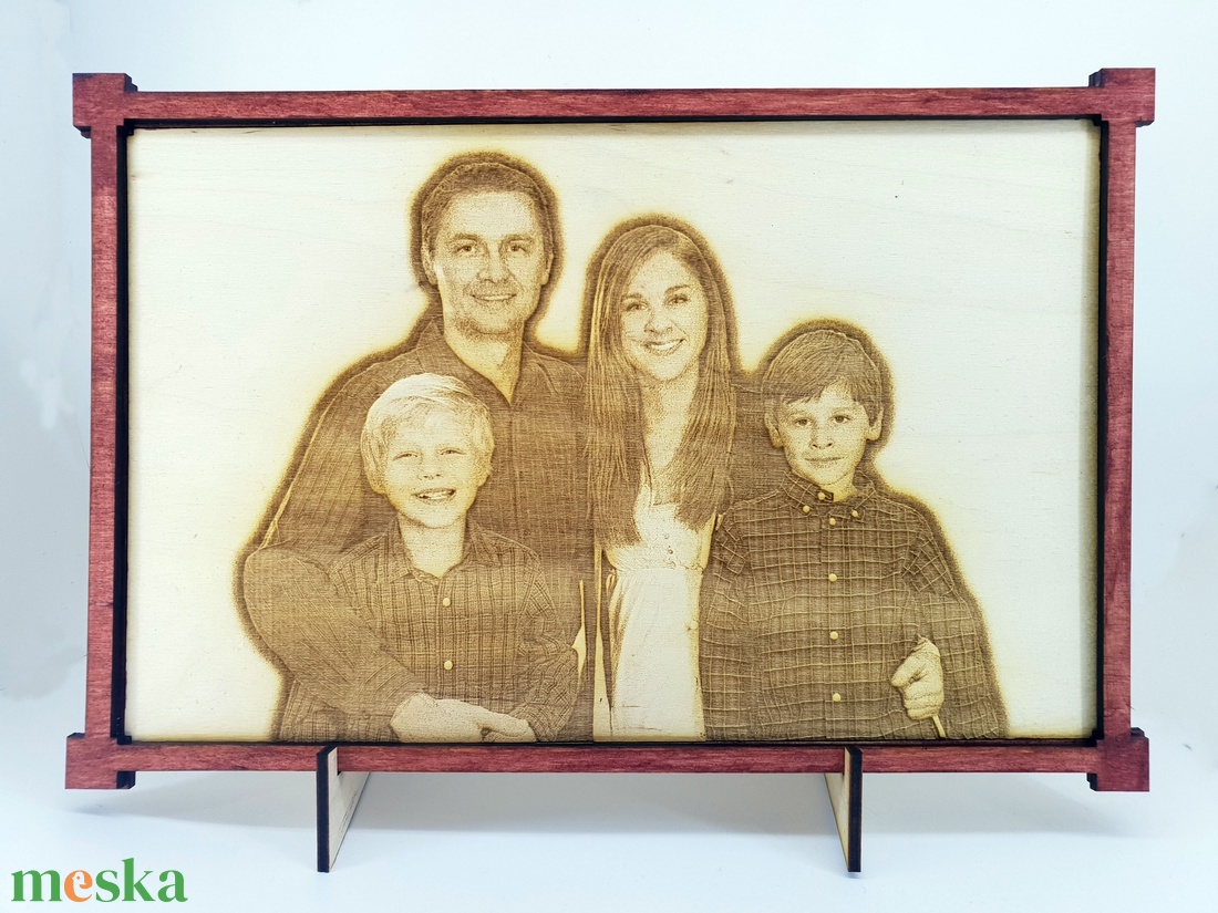 Fára gravírozott fénykép A4 méret - esküvő - emlék & ajándék - nászajándék - Meska.hu Fára gravírozott fénykép A4 méret - esküvő - emlék & ajándék - nászajándék - Meska.hu