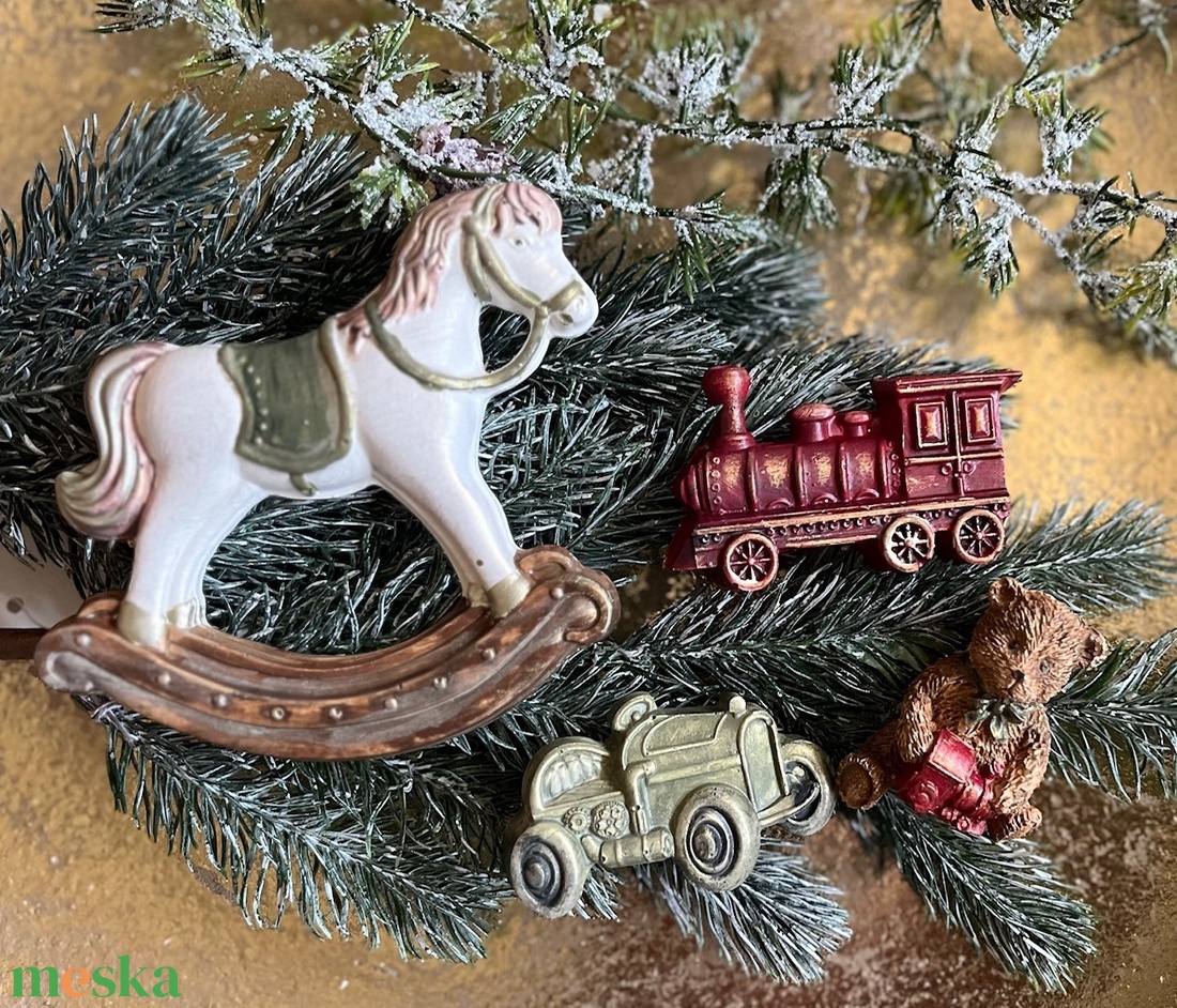 Klasszikus karácsony - hintaló - kellékek & szerszámok - díszíthető tárgyak - kerámia - Meska.hu