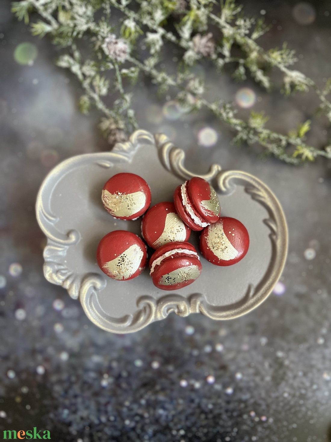 Macaron - piros - kellékek & szerszámok - díszíthető tárgyak - kerámia - Meska.hu