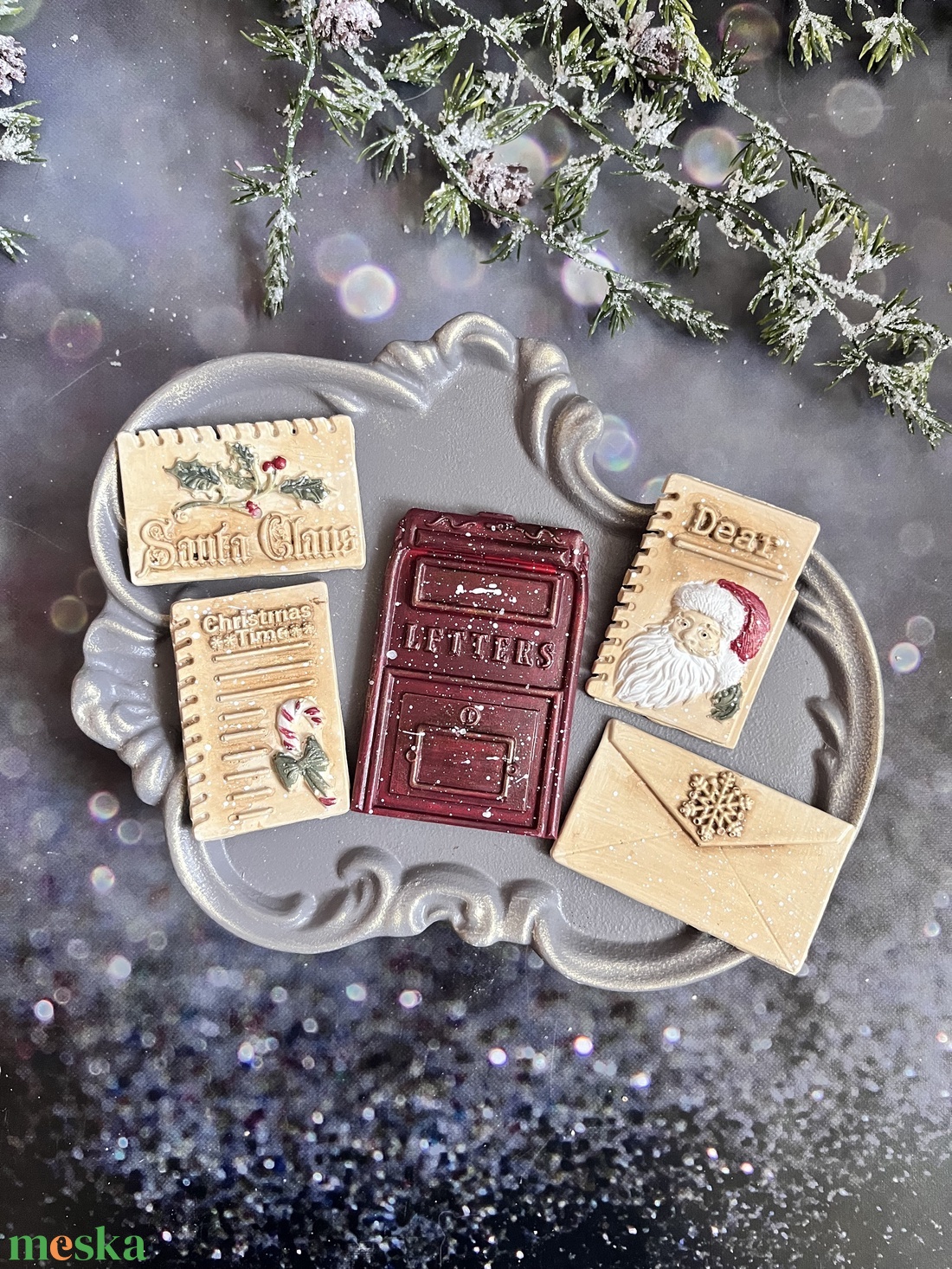 Karácsonyi postaláda - piros - kellékek & szerszámok - díszíthető tárgyak - kerámia - Meska.hu