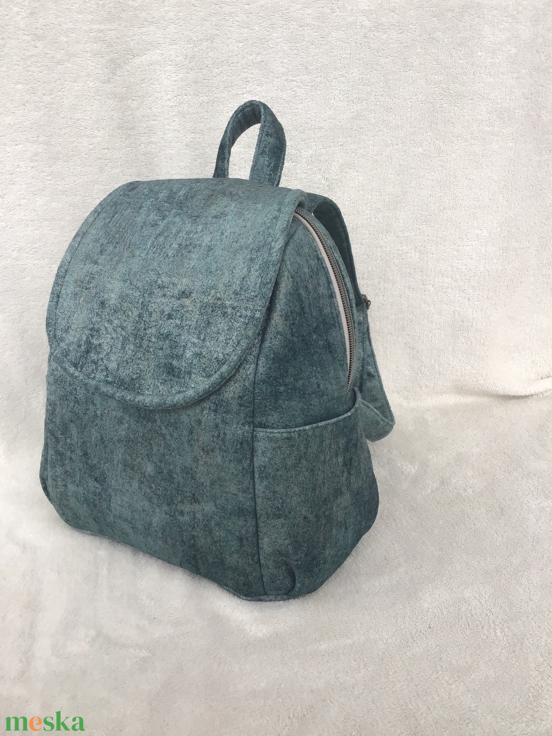 Rejtett cippzáros! - Puha hátitáska - táska & tok - hátizsák - hátizsák - Meska.hu