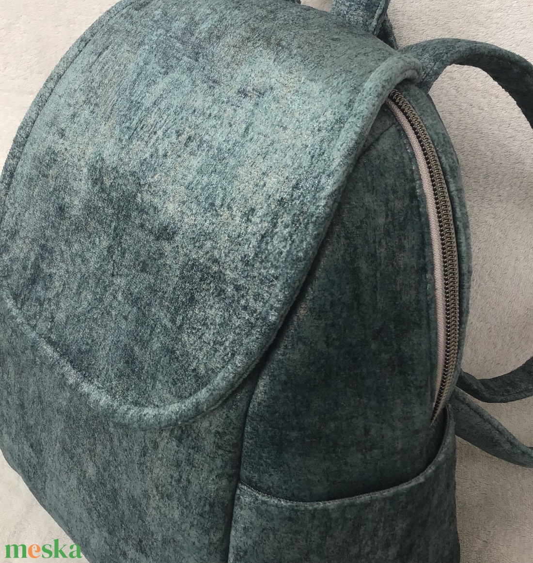 Rejtett cipzár húzókás! - Puha hátitáska - táska & tok - hátizsák - hátizsák - Meska.hu