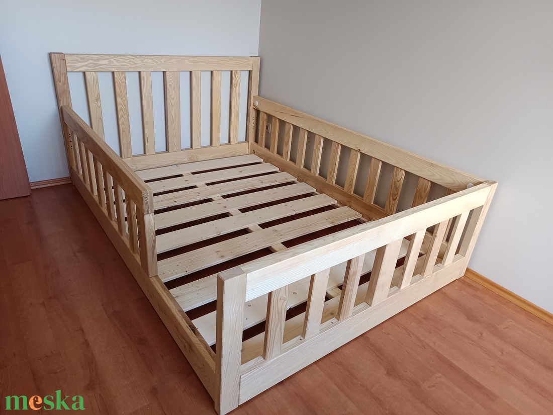 Montessori padlóágy francia ággyá alakítható kivitelben 140x200 - otthon & életmód - bútor - ágy - gyerekágy - Meska.hu