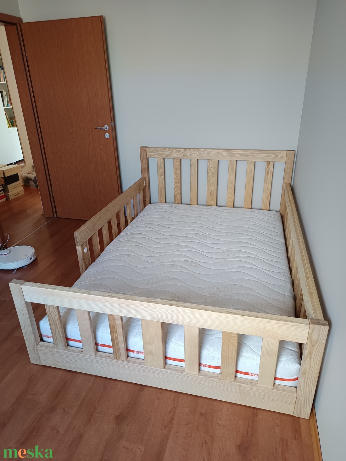 Montessori padlóágy francia ággyá alakítható kivitelben 140x200 - otthon & életmód - bútor - ágy - gyerekágy - Meska.hu