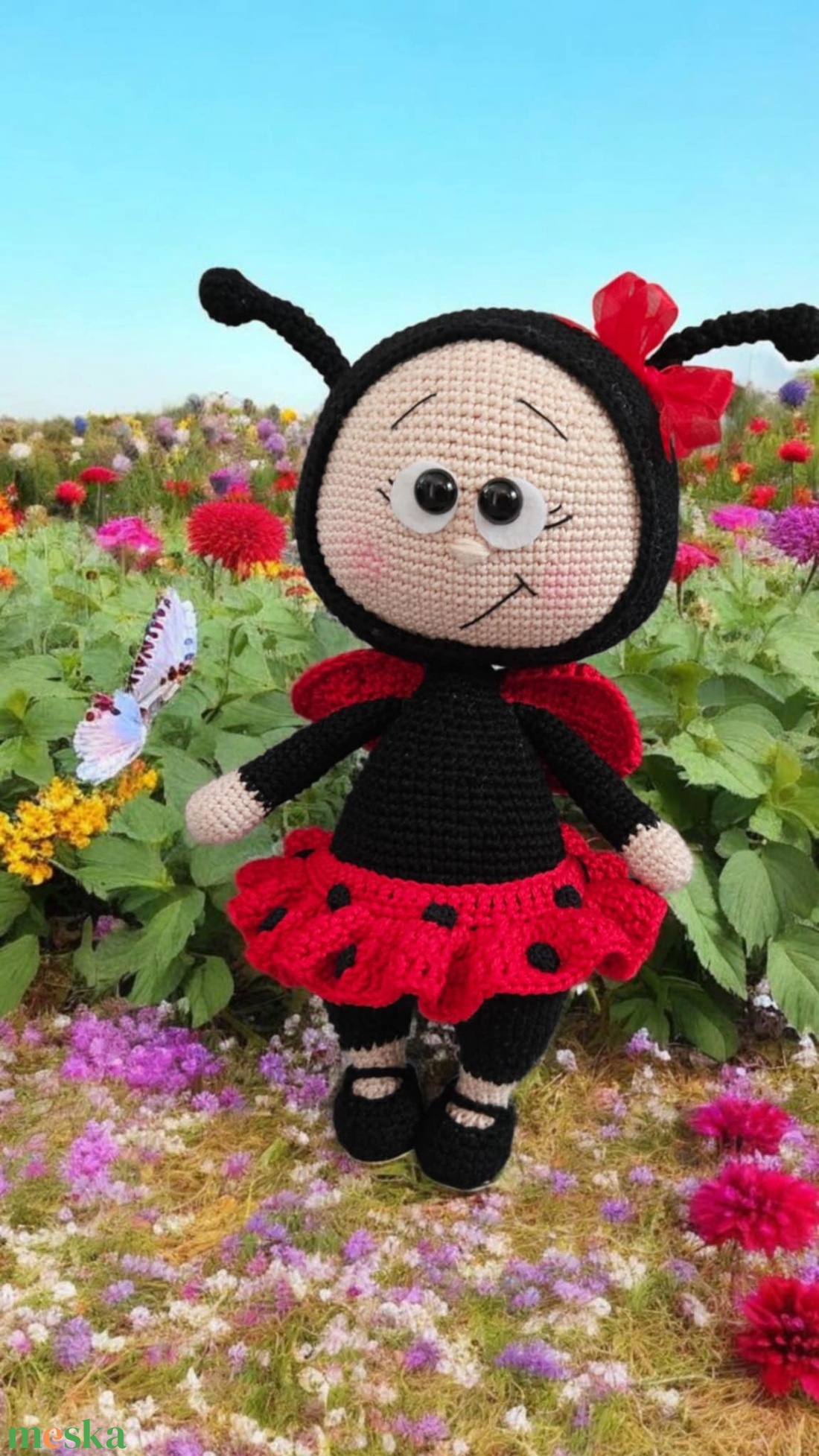 Pötyi, horgolt katica - játék & sport - plüssállat & játékfigura - más figura - Meska.hu Pötyi, horgolt katica - játék & sport - plüssállat & játékfigura - más figura - Meska.hu