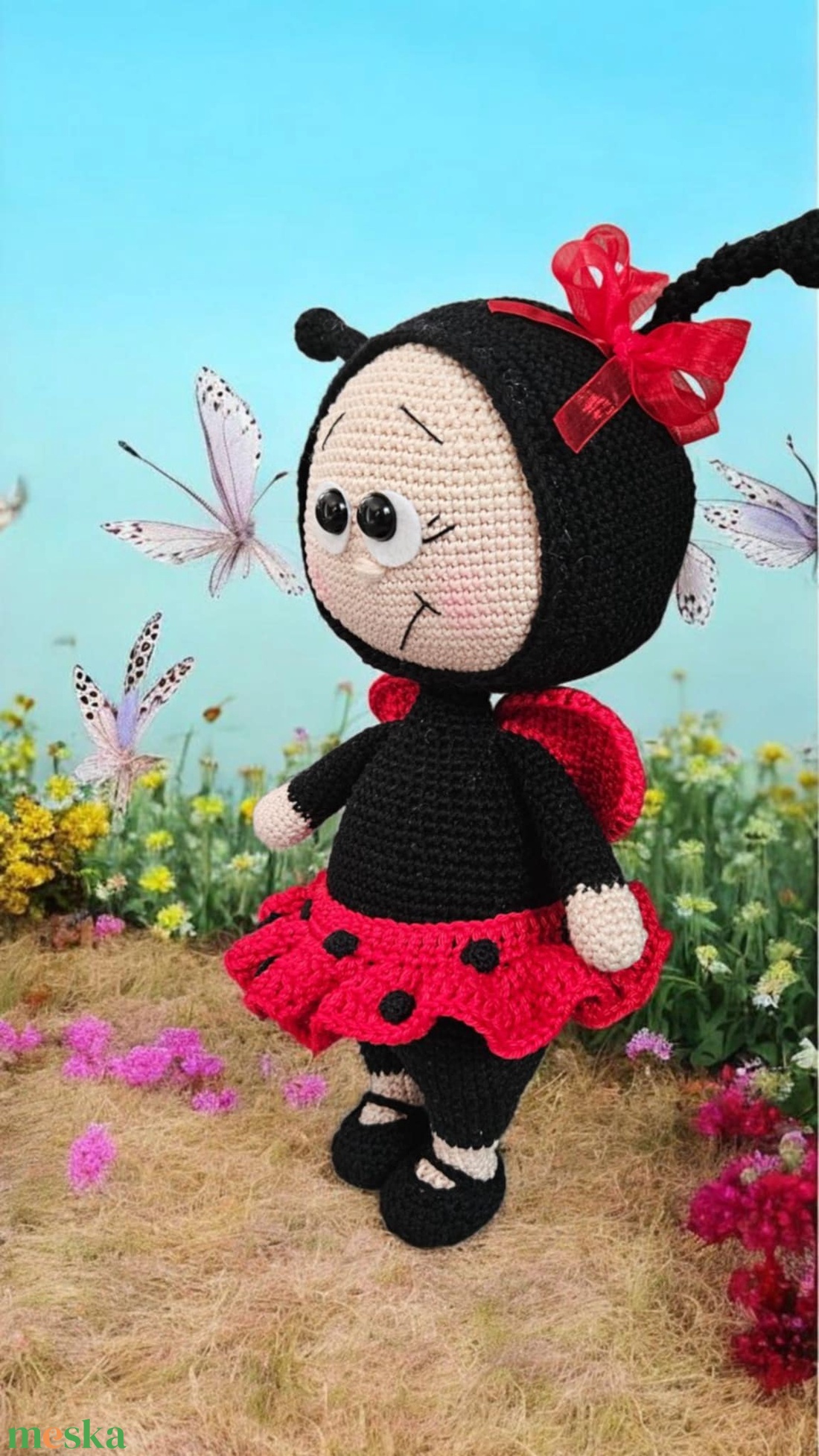 Pötyi, horgolt katica - játék & sport - plüssállat & játékfigura - más figura - Meska.hu Pötyi, horgolt katica - játék & sport - plüssállat & játékfigura - más figura - Meska.hu