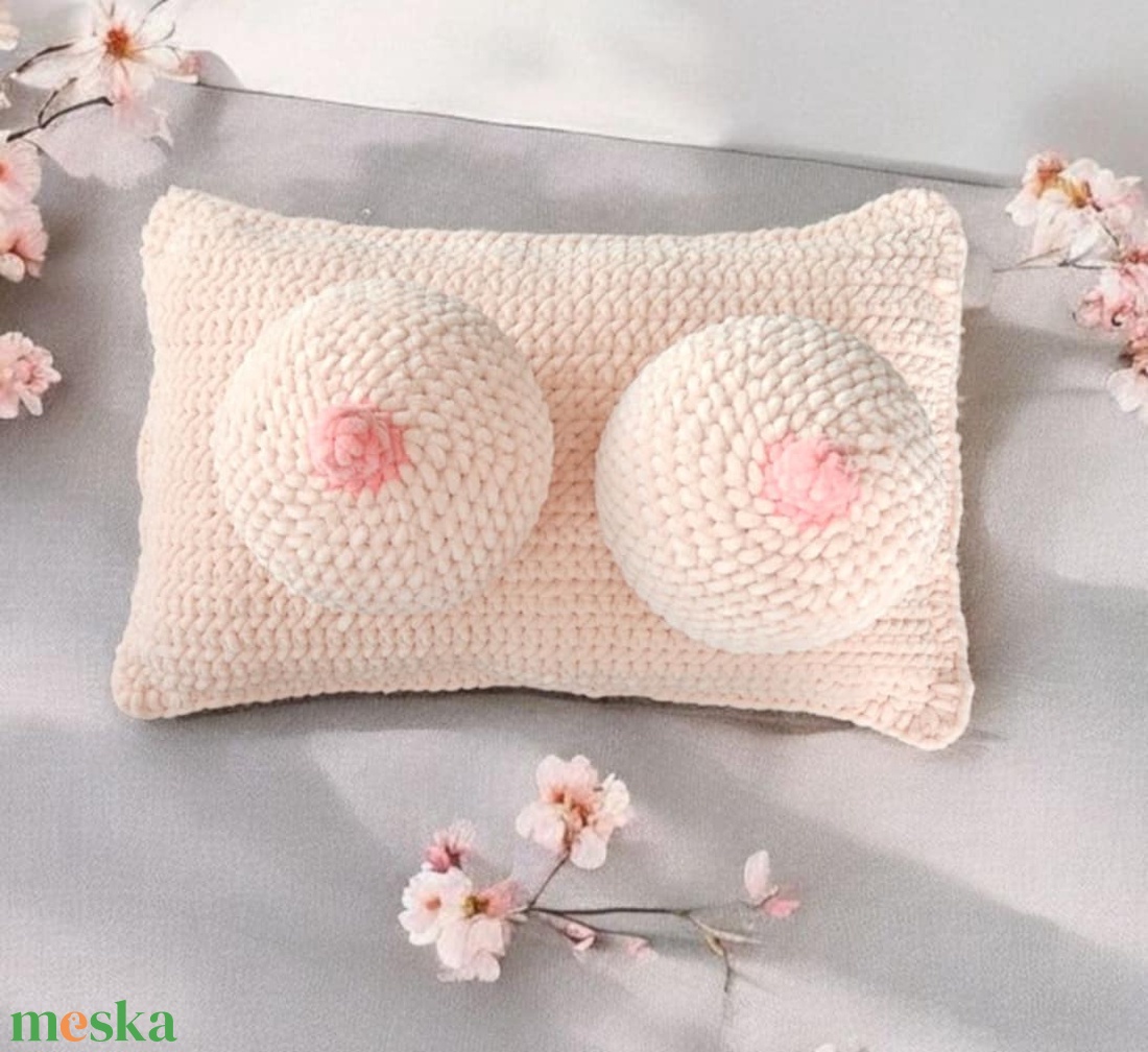 Horgolt plüss párna - esküvő - legénybúcsú - Meska.hu Horgolt plüss párna - esküvő - legénybúcsú - Meska.hu