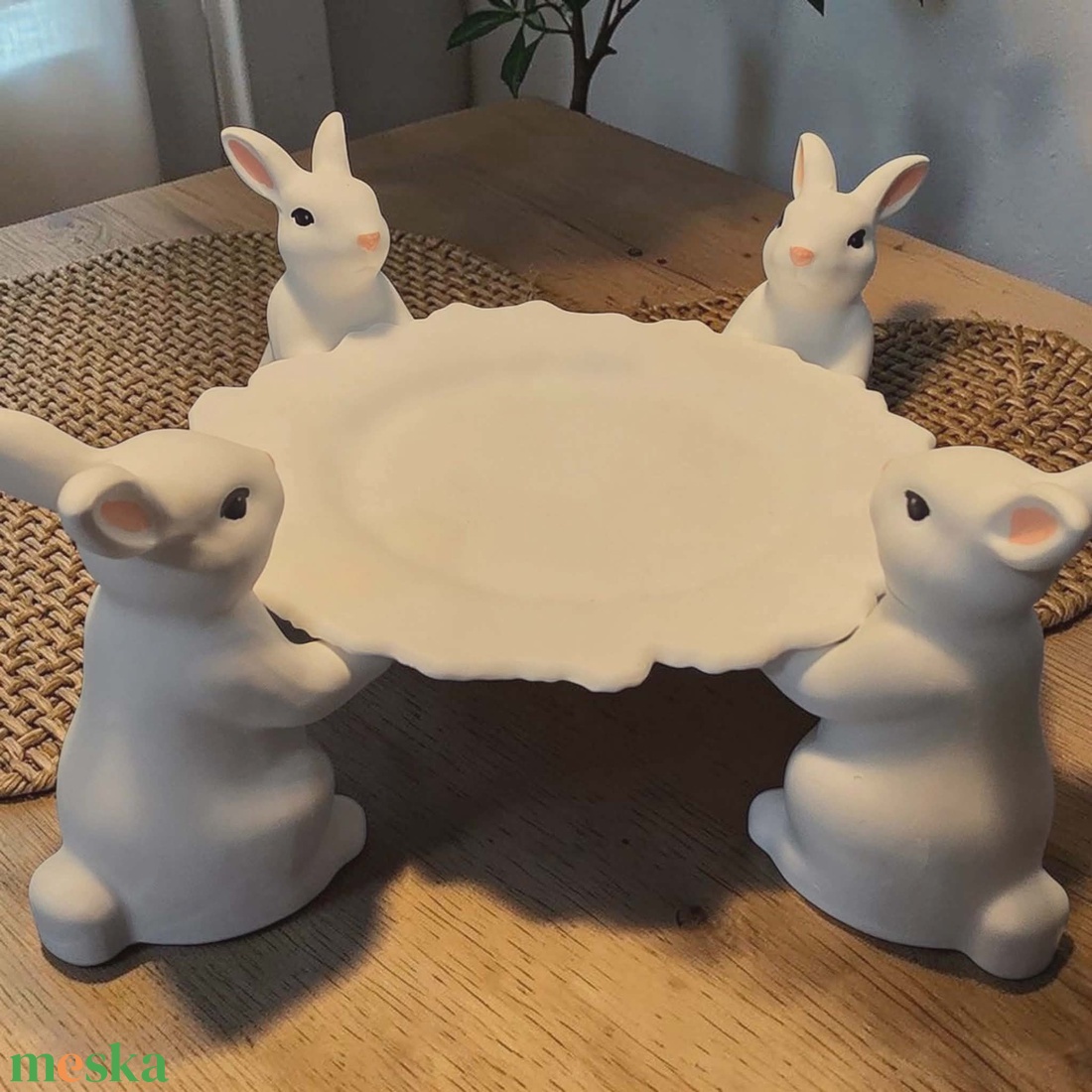 Húsvéti nyuszis tálaló - otthon & életmód - dekoráció - dekoratív figurák és szobrok - Meska.hu