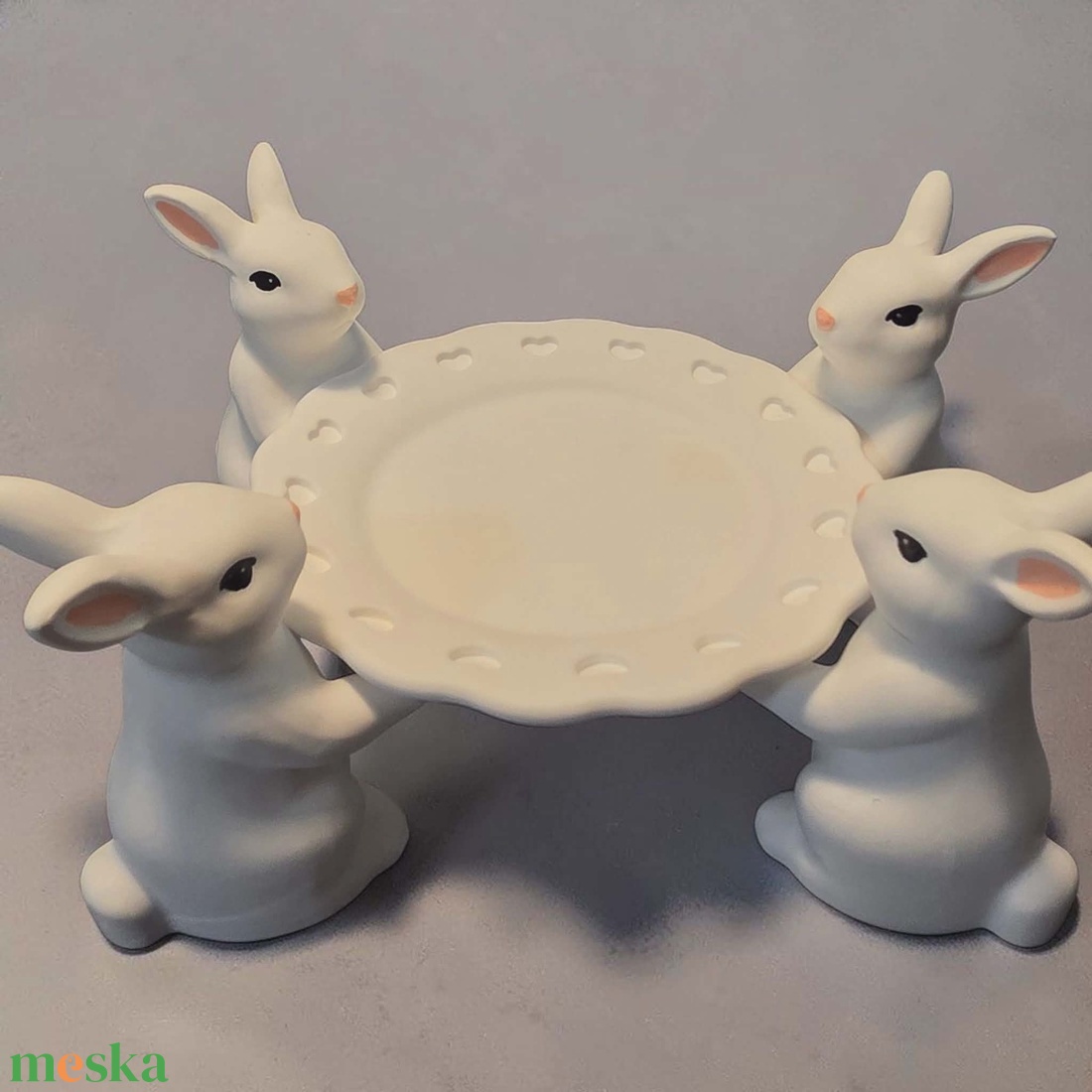 Húsvéti nyuszis tálaló - otthon & életmód - dekoráció - dekoratív figurák és szobrok - Meska.hu