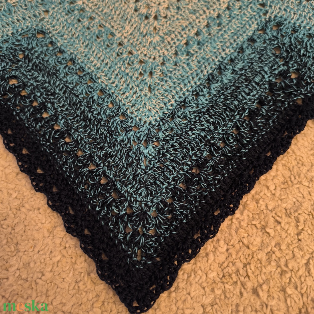 Horgolt vállkendő - ruha & divat - sál, sapka, kendő - vállkendő - Meska.hu