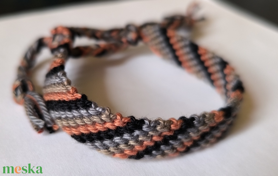 pamut karkötő - ékszer - karkötő - fonott karkötő - Meska.hu