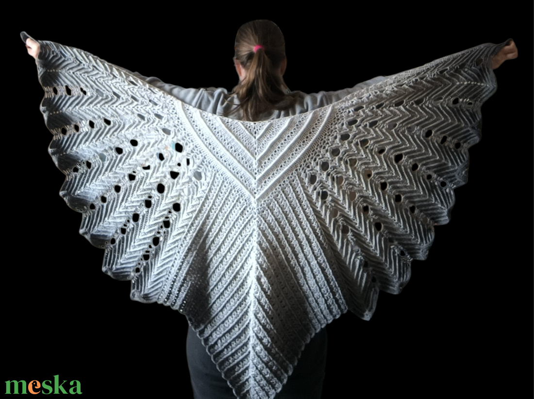 Vállkendő madárszárny formás - ruha & divat - sál, sapka, kendő - vállkendő - Meska.hu