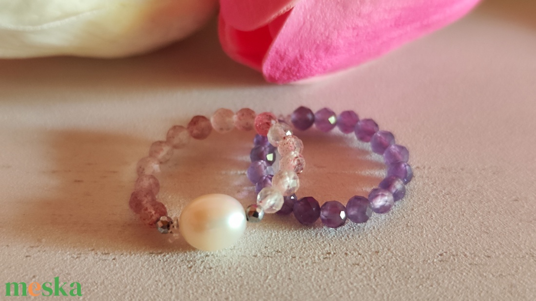 Tenyésztett gyöngy-eperkvarc-ametiszt gyűrű! - ékszer - gyűrű - gyöngyös gyűrű - Meska.hu