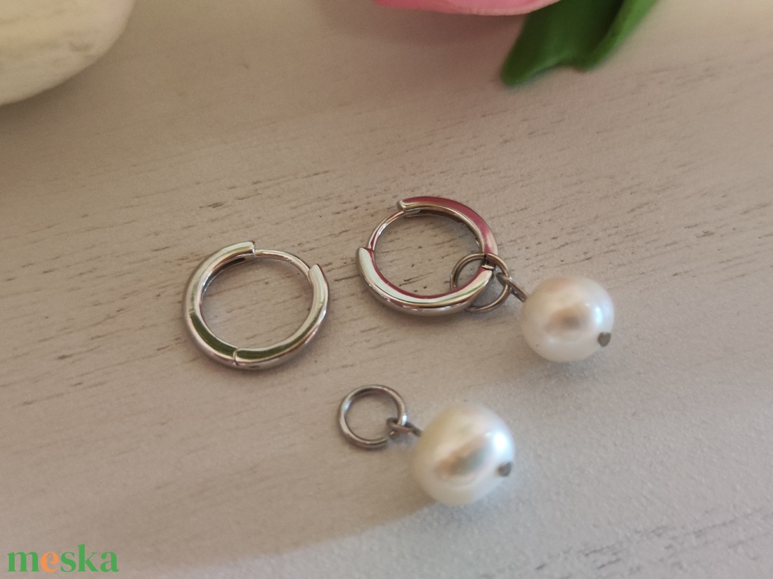 Elegáns S925 ezüst fülbevaló, tenyésztett gyönggyel! - ékszer - fülbevaló - lógós kerek fülbevaló - Meska.hu Elegáns S925 ezüst fülbevaló, tenyésztett gyönggyel! - ékszer - fülbevaló - lógós kerek fülbevaló - Meska.hu