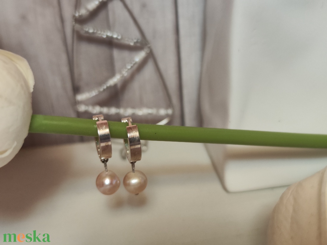 Egyedi tenyésztett gyöngy fülbevaló! - ékszer - fülbevaló - lógós kerek fülbevaló - Meska.hu