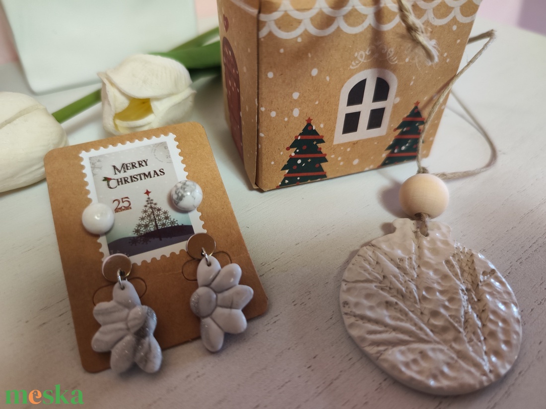 Két pár fülbevaló szett, ajándék dísszel, díszcsomagolással! - ékszer - fülbevaló - lógó fülbevaló - Meska.hu