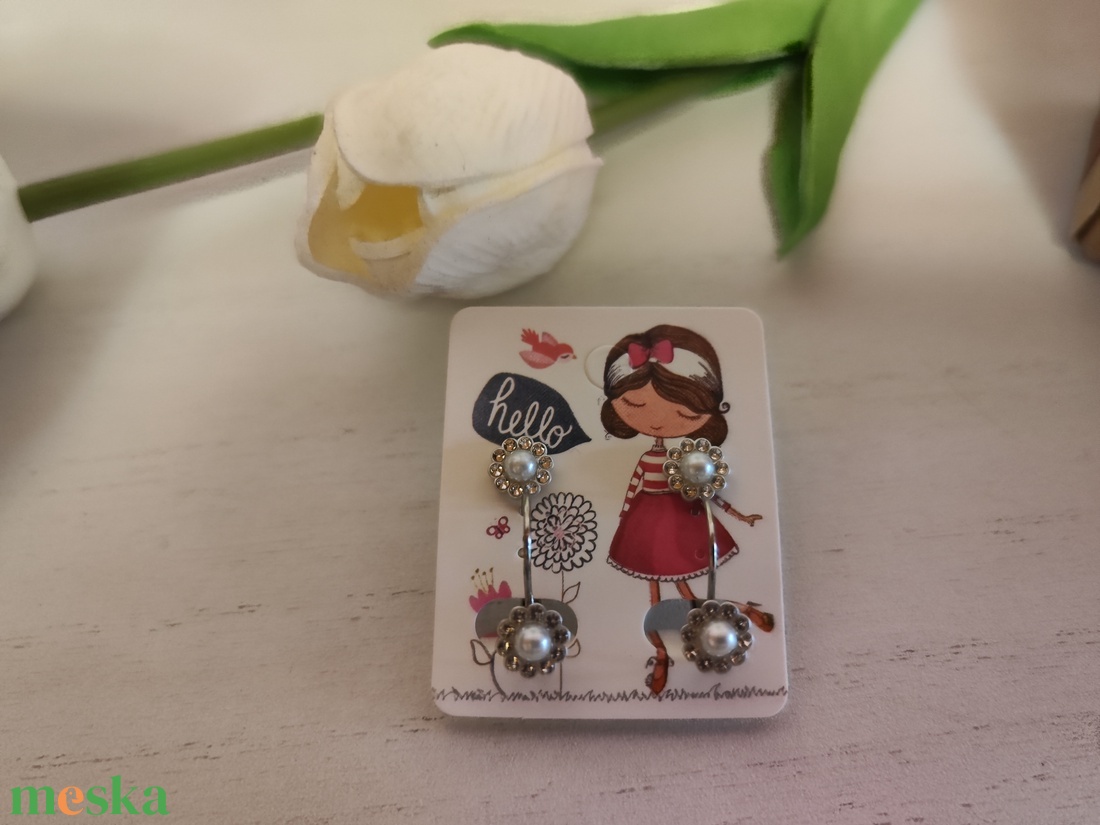 Elegáns kis virágos fülbevaló szett! - ékszer - fülbevaló - lógós kerek fülbevaló - Meska.hu