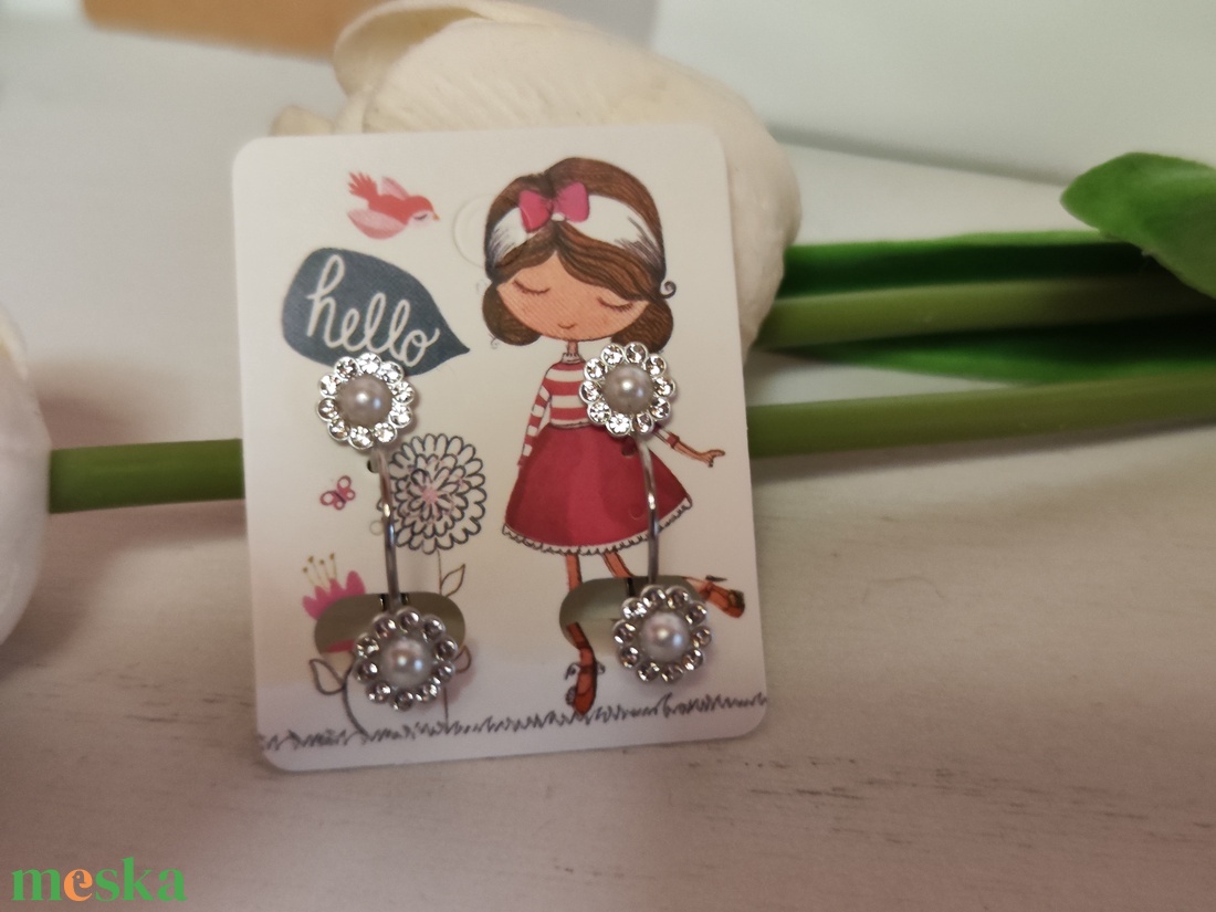 Elegáns kis virágos fülbevaló szett! - ékszer - fülbevaló - lógós kerek fülbevaló - Meska.hu