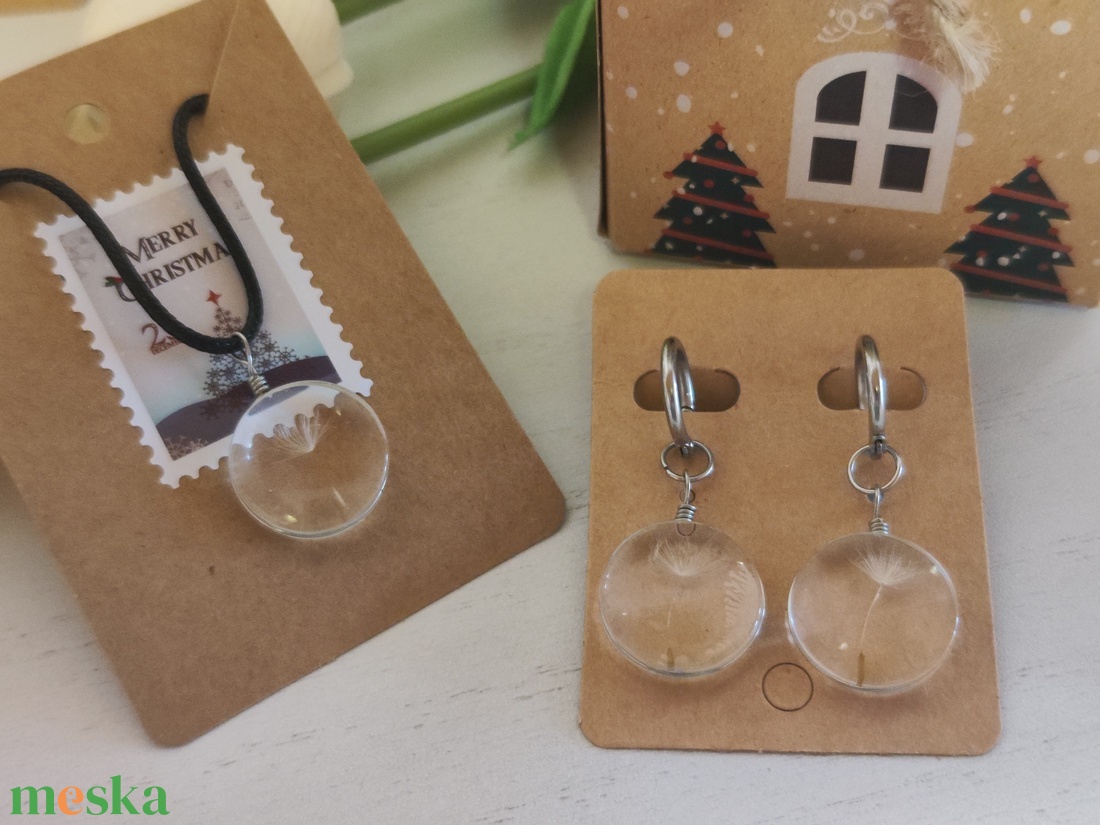 Egyedi pitypang nyaklánc és fülbevaló szett, díszvsomagolással. - ékszer - ékszerszett - Meska.hu