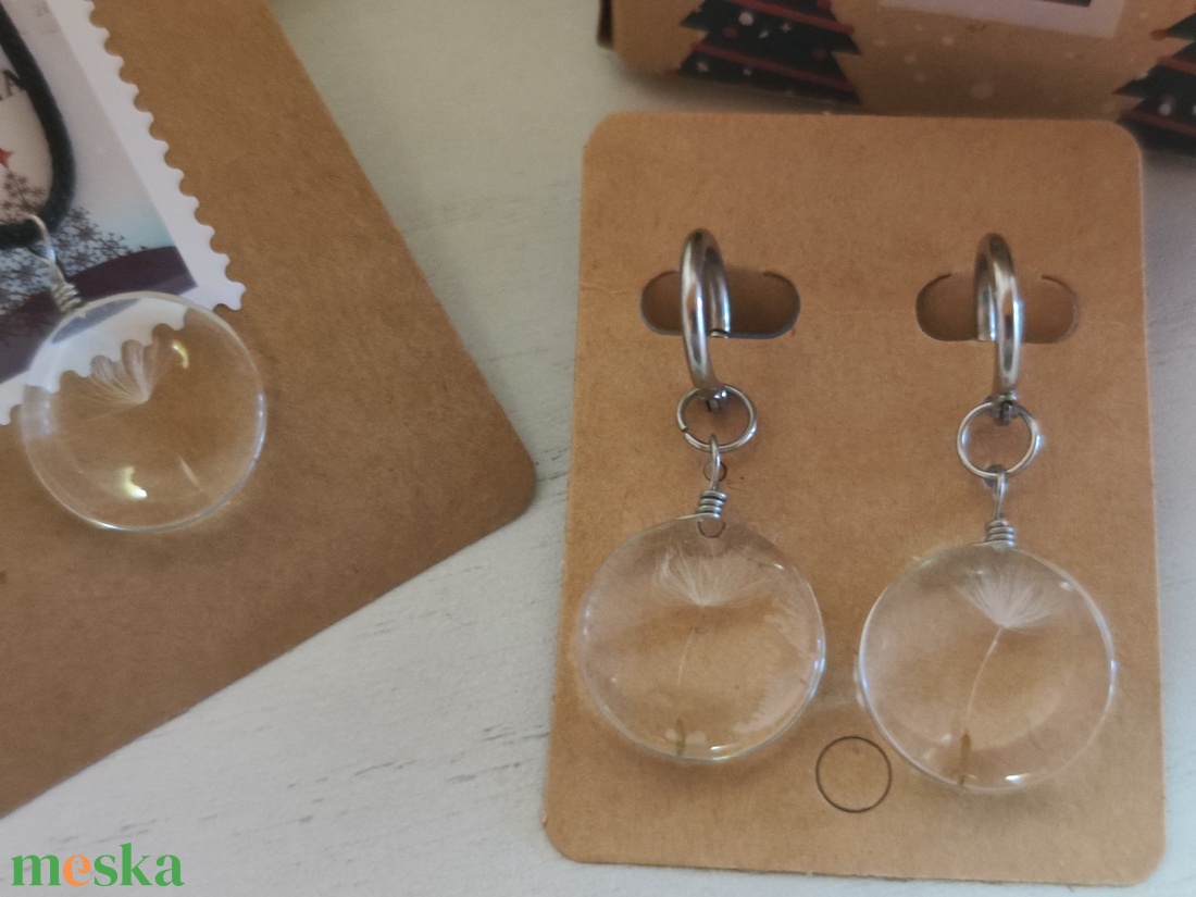 Egyedi pitypang nyaklánc és fülbevaló szett, díszvsomagolással. - ékszer - ékszerszett - Meska.hu