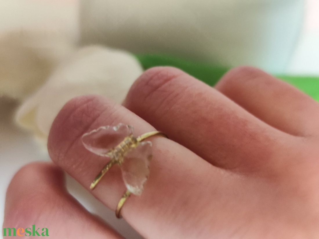 Kézzel készült sárgaréz gyűrű medállal! - ékszer - gyűrű - figurális gyűrű - Meska.hu