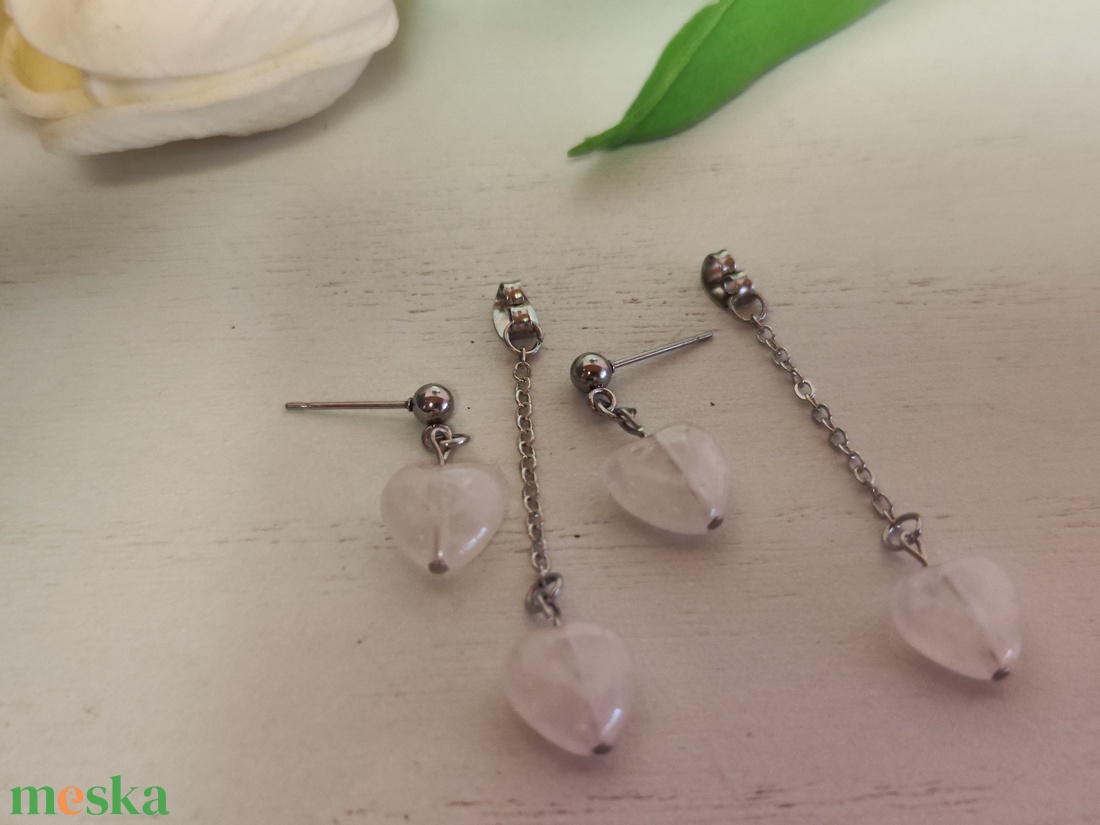 Nemesacél fülbevaló Rózsakvarc szív medállal! - ékszer - fülbevaló - lógó fülbevaló - Meska.hu